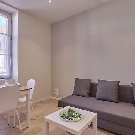 Apartamento 2 Pers Avec Parking Et Wifi A - Fr-1-841-13